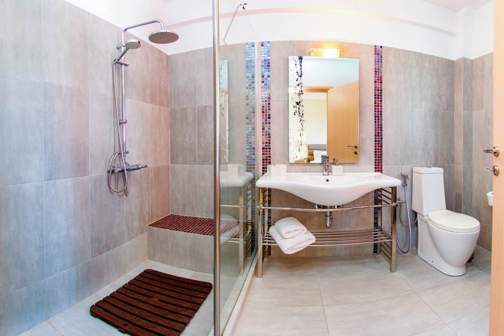 EFL_81827_Trapezaki_Queen_Villa_0120_17.jpg