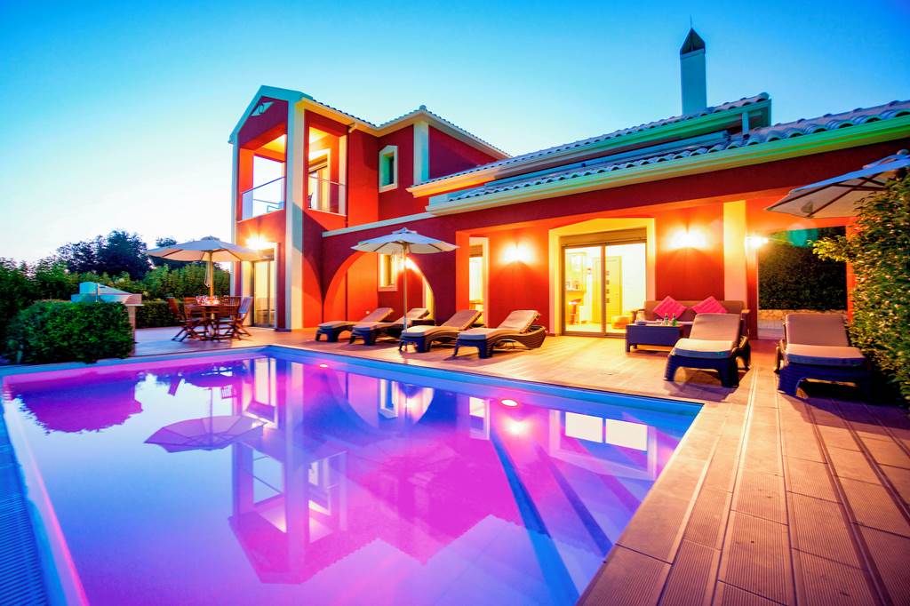 EFL_81827_Trapezaki_Queen_Villa_0120_03.jpg