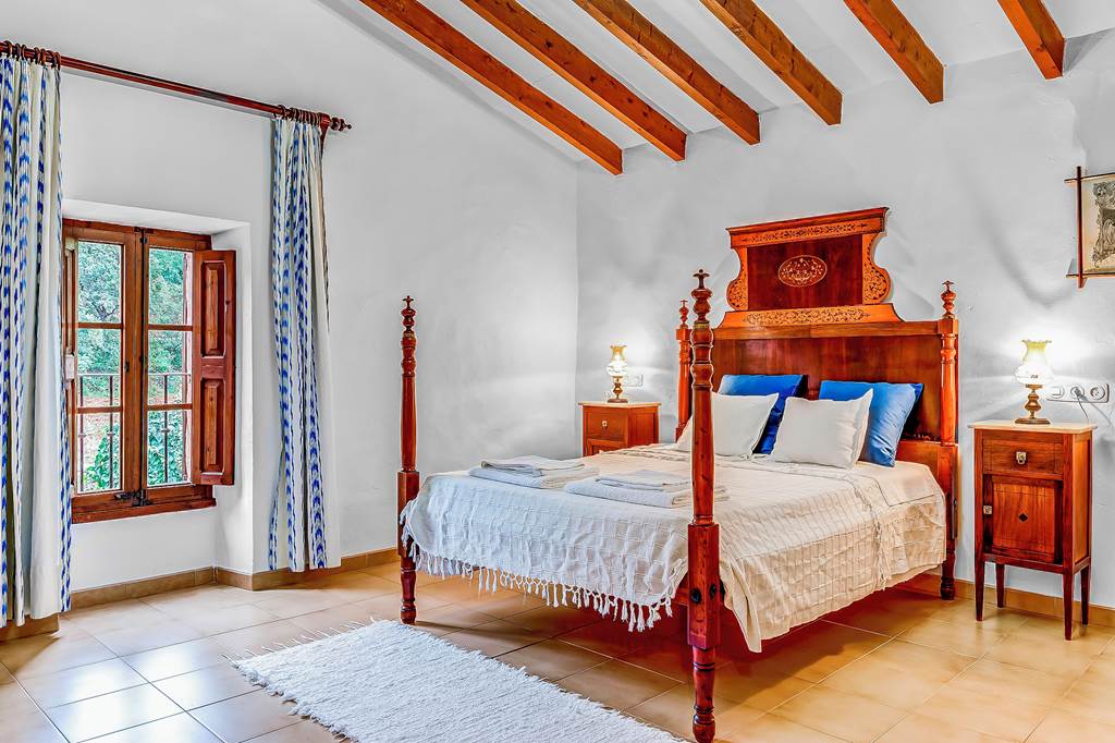 PMI_75402_Villa_Can_Oliva_0120_04.jpg