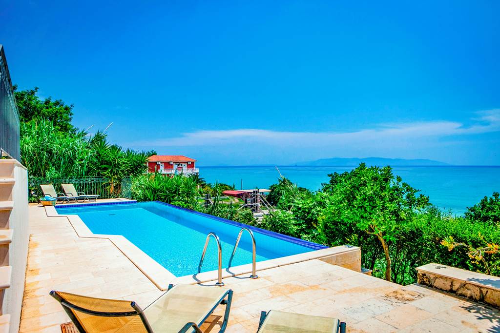 EFL_81824_Villa_Xanthy_0120_15.jpg