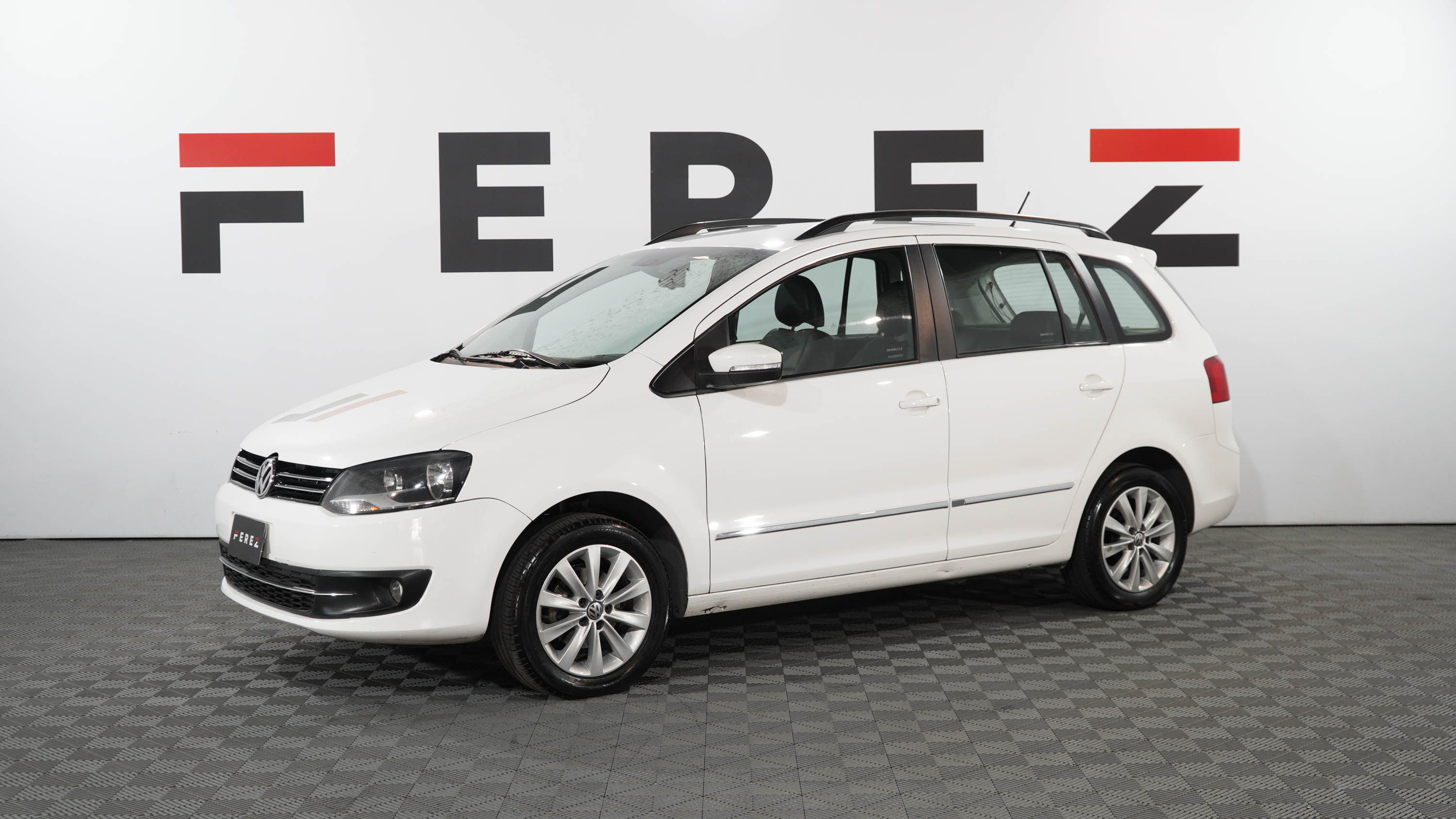 volkswagen Suran highline pack MT