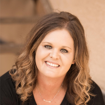 April Hoffman | Real Estate Agent | (620) 786-1284