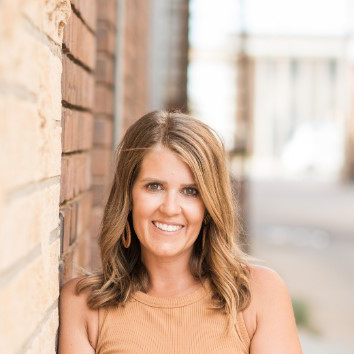 Megan Wells | Real Estate Agent | (620) 200-7818