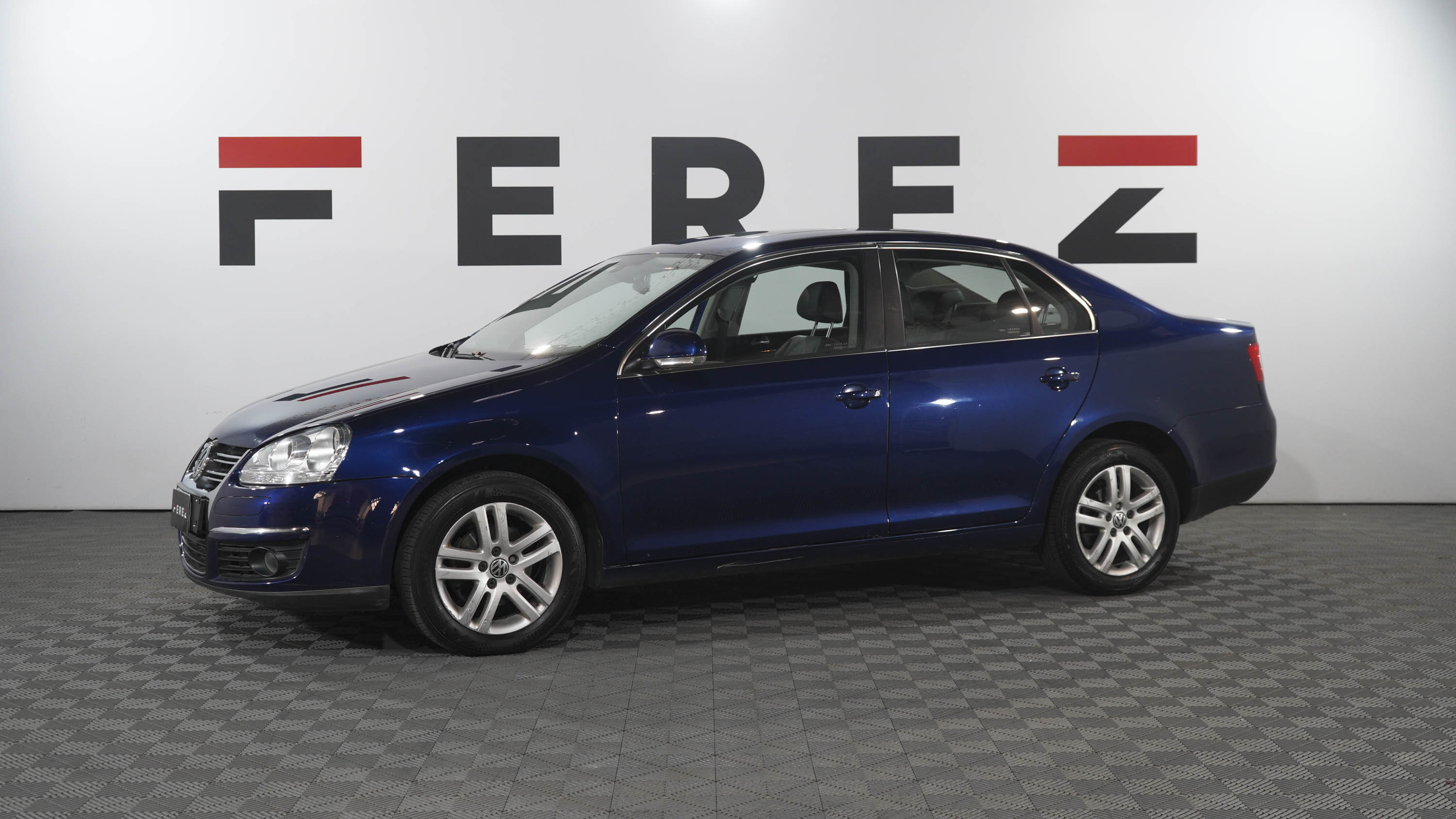 volkswagen Vento luxury tdi AT