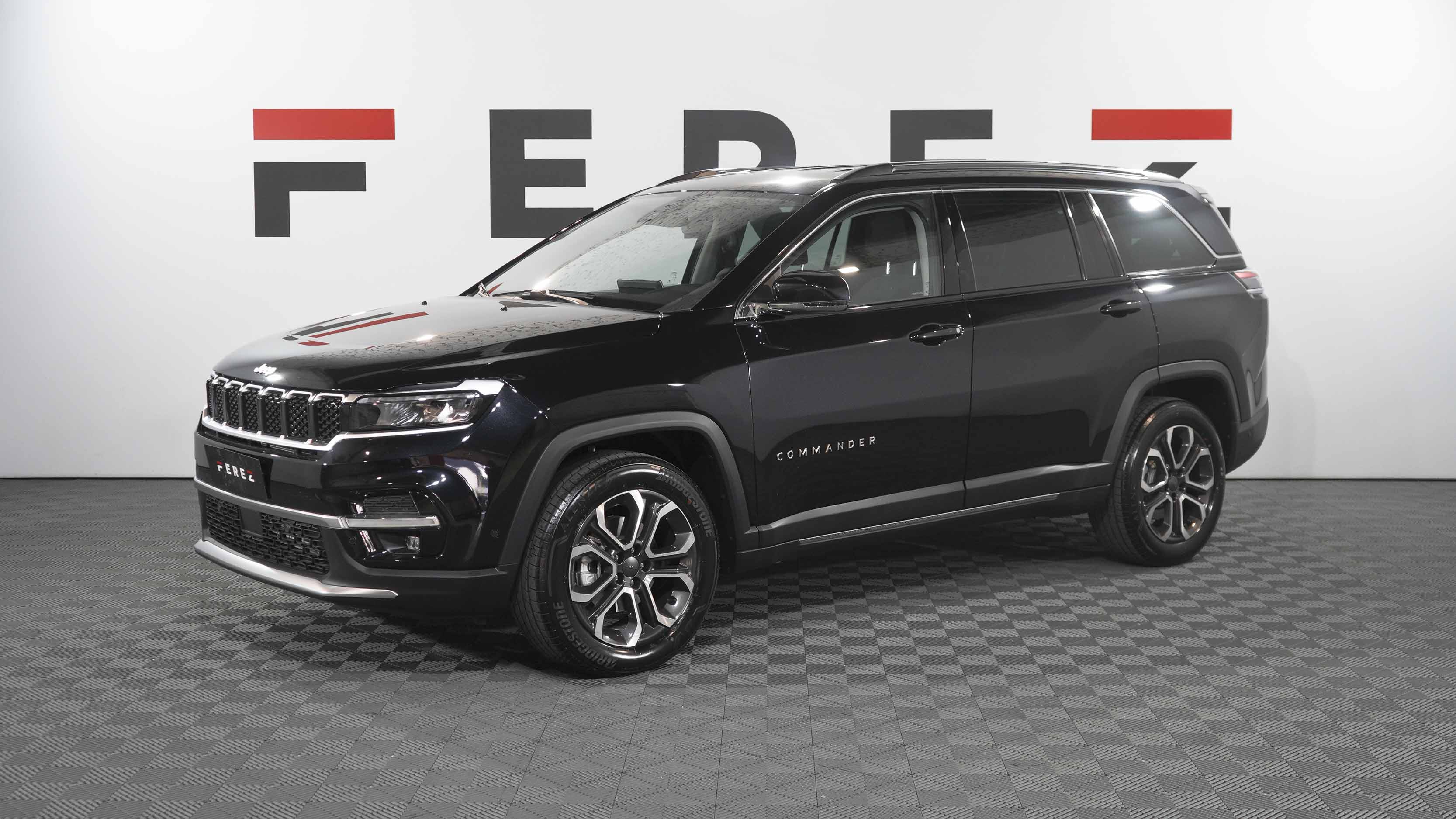 chrysler Commander LIMITED 1.3T270 AT6 4X2