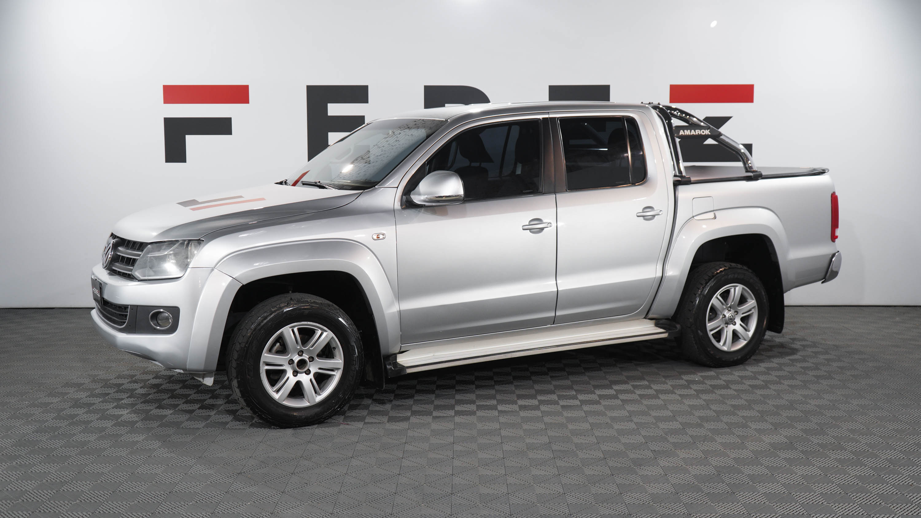 volkswagen Amarok HIGLINE 2.0 180cv 4x2 MT