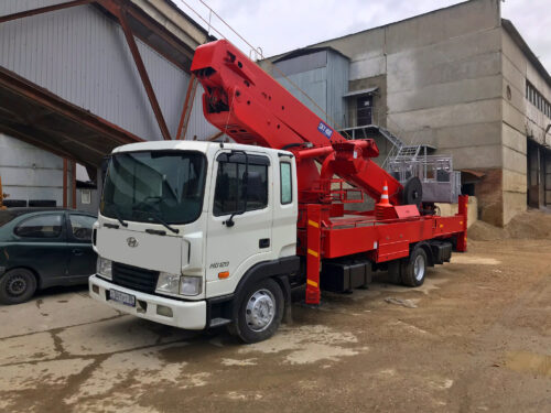 Автовышка АГП 40 м HORYONG SKY-400 на базе Huyndai HD120