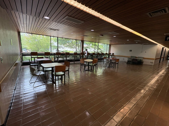 IRC - Concourse - Image Gallery 1