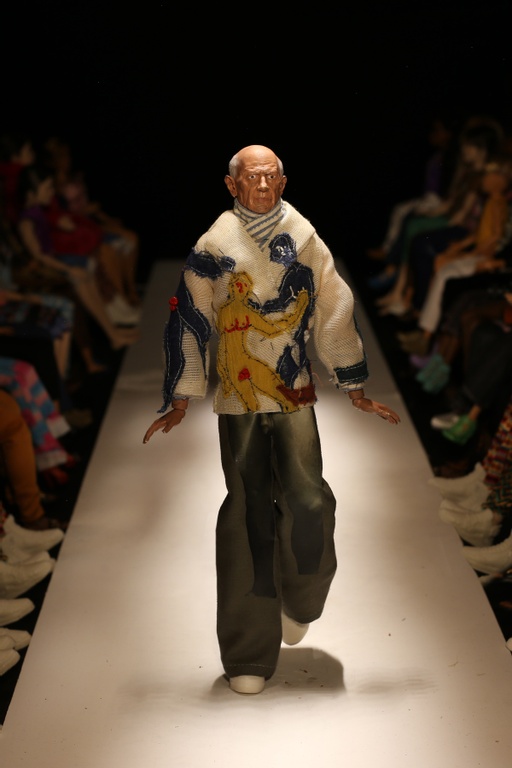 stop motion fashion pics_0006_pose_011_02_X1_0001 copy 3.jpg