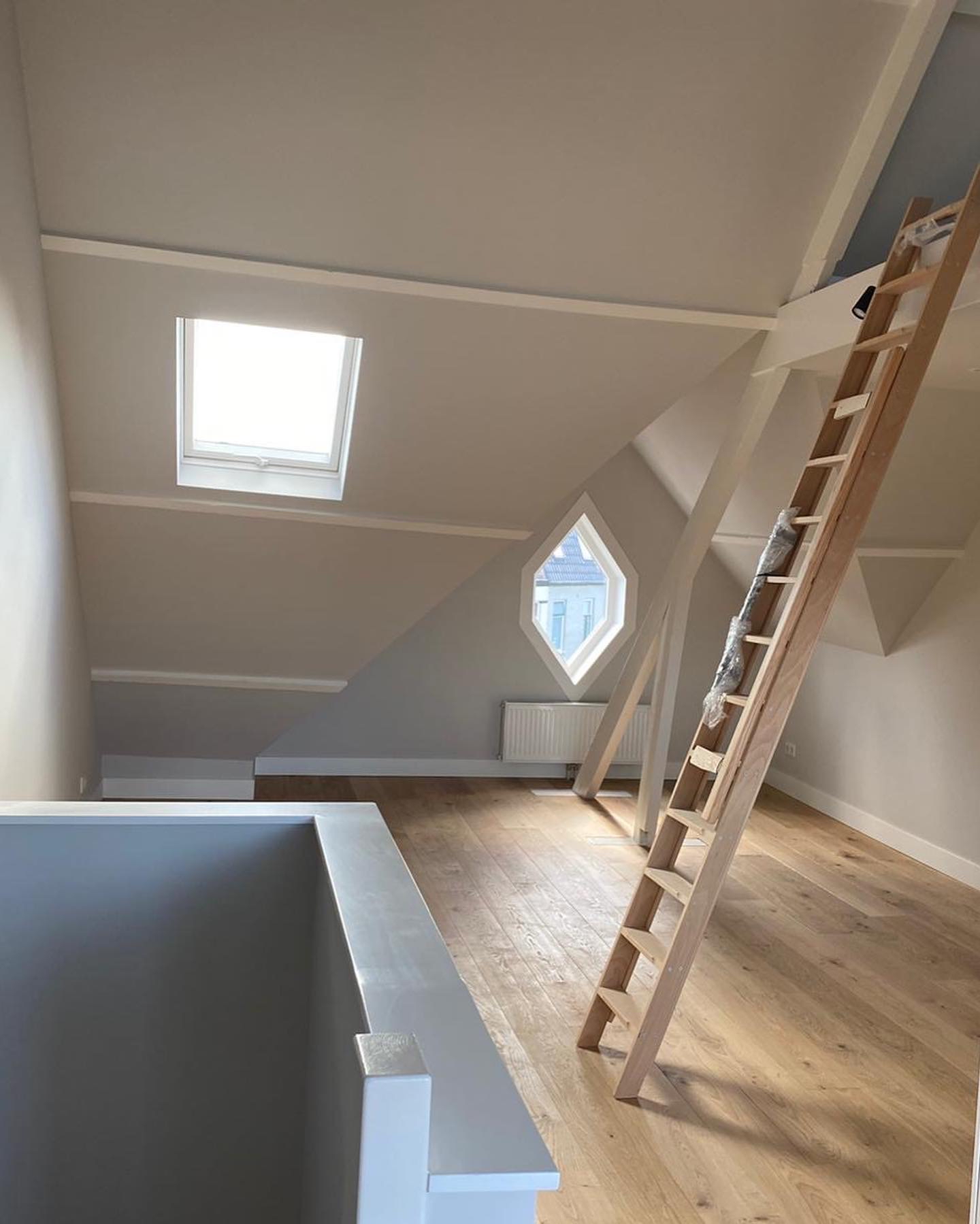 img of https://v5.airtableusercontent.com/v3/u/47/47/1762639200000/SPdy1DHLrOZJMNuKbR8Rkw/RZV6DlXytLsZdvmRTIPzhulDl-RzPDufjizBvklIoFPyDfBcYmMzICC7KSQPAizt6clO0YfnlNq6Xj5qZEKtpIAQm1B4FhqLhZLO-gcnGw-QHx0P6E7FiMxRe9lSZZOOAEKUap8Hz4vc_L_rPsqd0w/5G3uHHqEk53lzAHnXi9tjIbZvFlLI05opkM-WjlO-y4