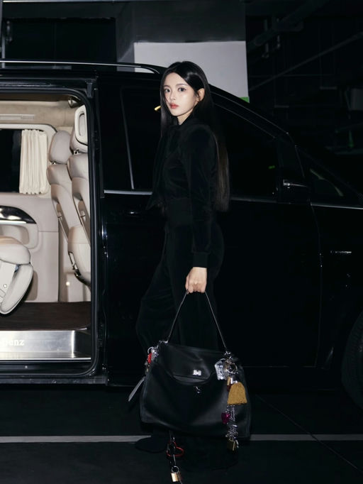 【新款史低】【巴黎世家7折】