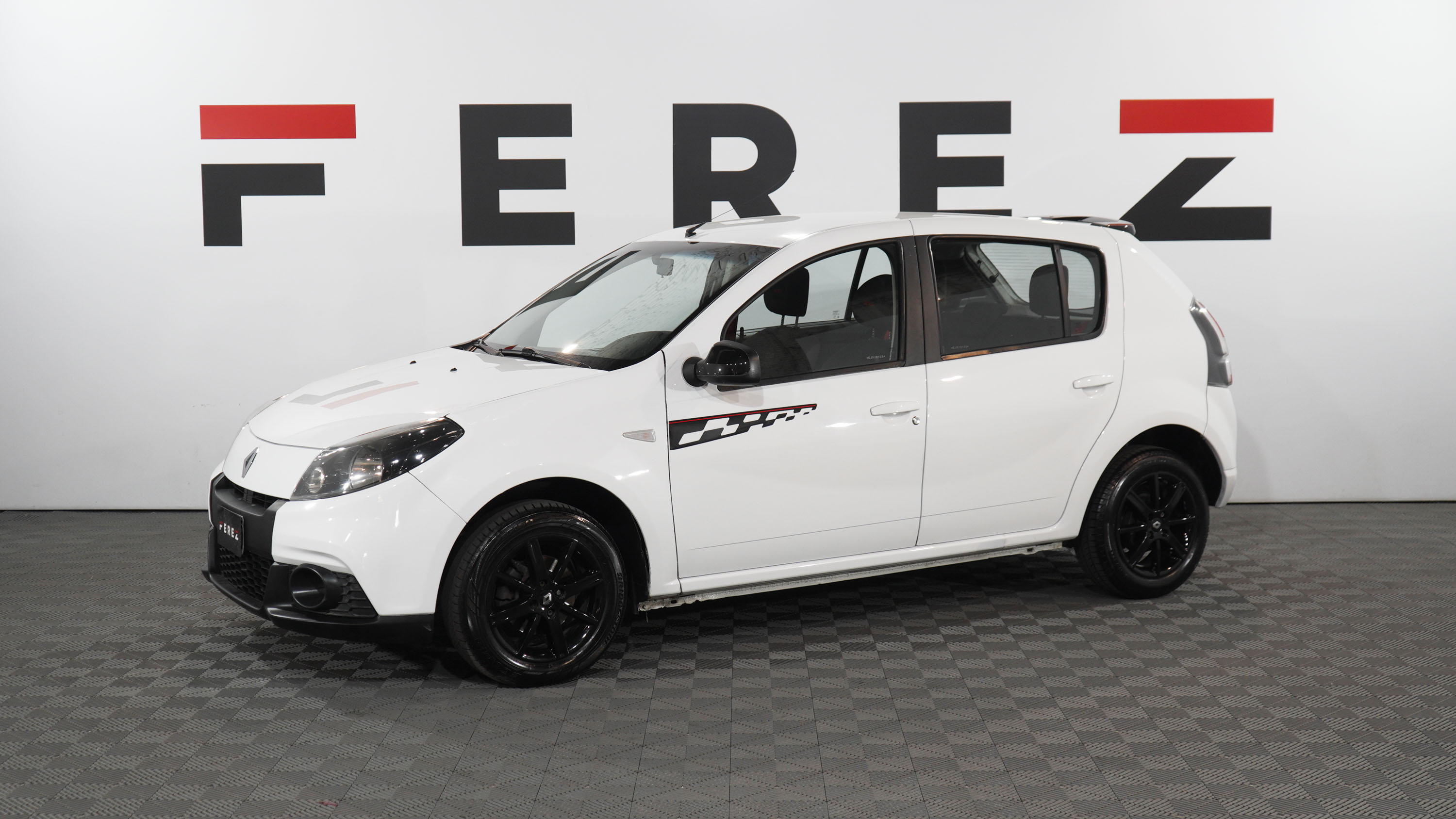 renault SANDERO 1.6 GT LINE MT