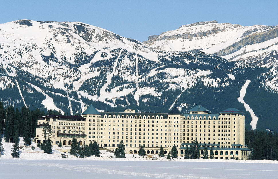 Fairmont-Chateau-Lake-Louise-5.jpg