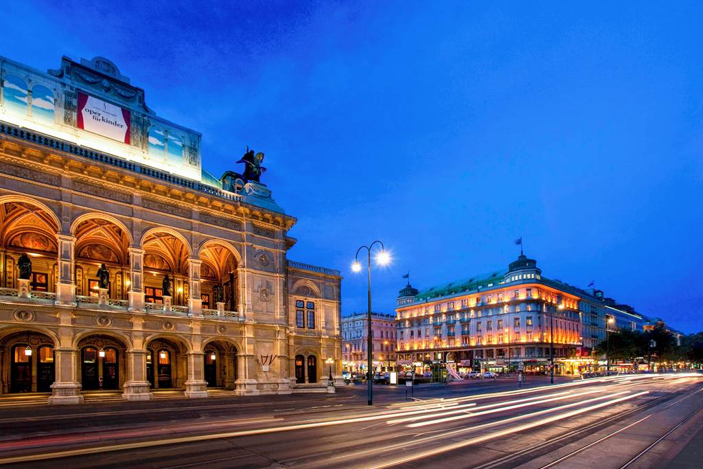 VIE_85746_Hotel_Bristol_a_Luxury_Collection_Hotel_Vienna_0623_49.jpg
