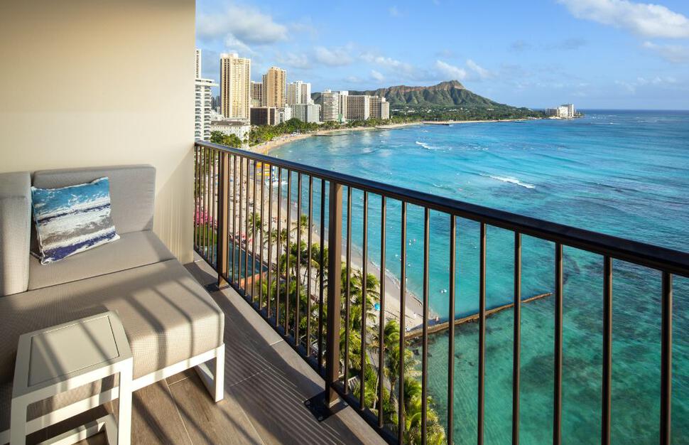Sheraton-Waikiki-Beach-Resort-21.jpg