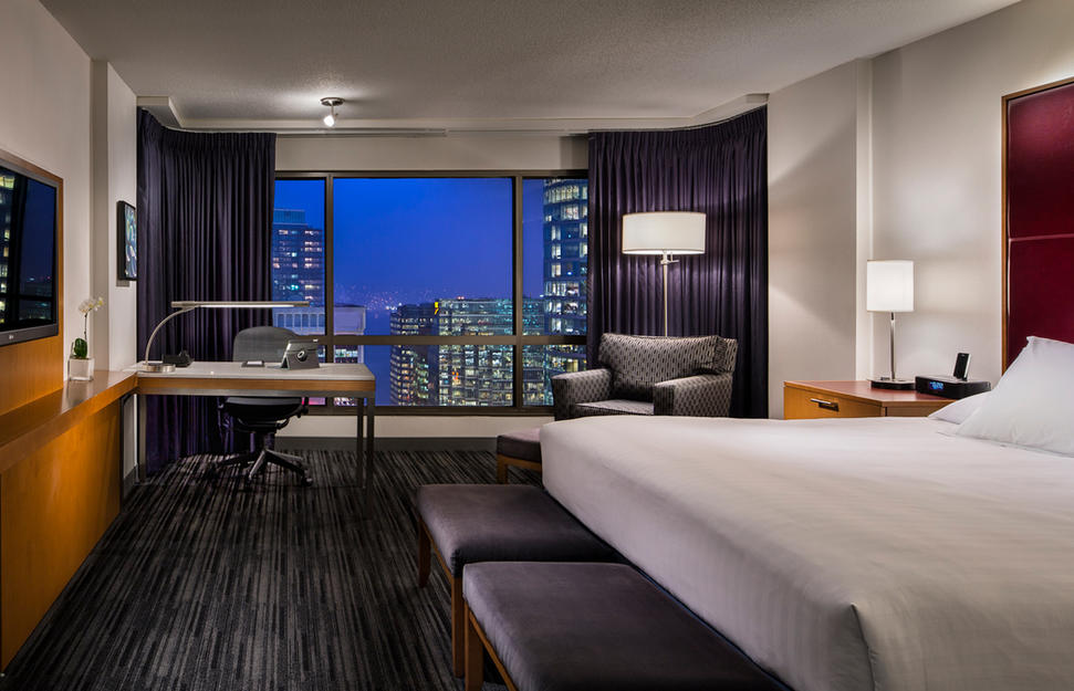 Hyatt-Regency-Vancouver-3.jpg