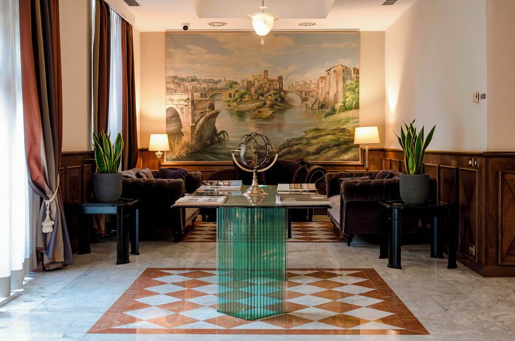 FCO_88543_Hotel_Traiano_1224_01.jpg
