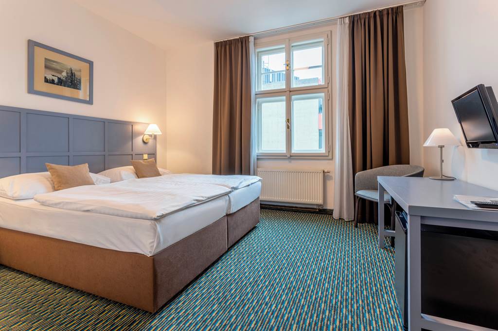 PRG_70517_Central_Hotel_Prague_0320_03.jpg