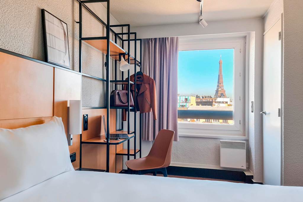 CDG_85487_ibis_Paris_Tour_Eiffel_Cambronne_15Eme_0623_02.jpg