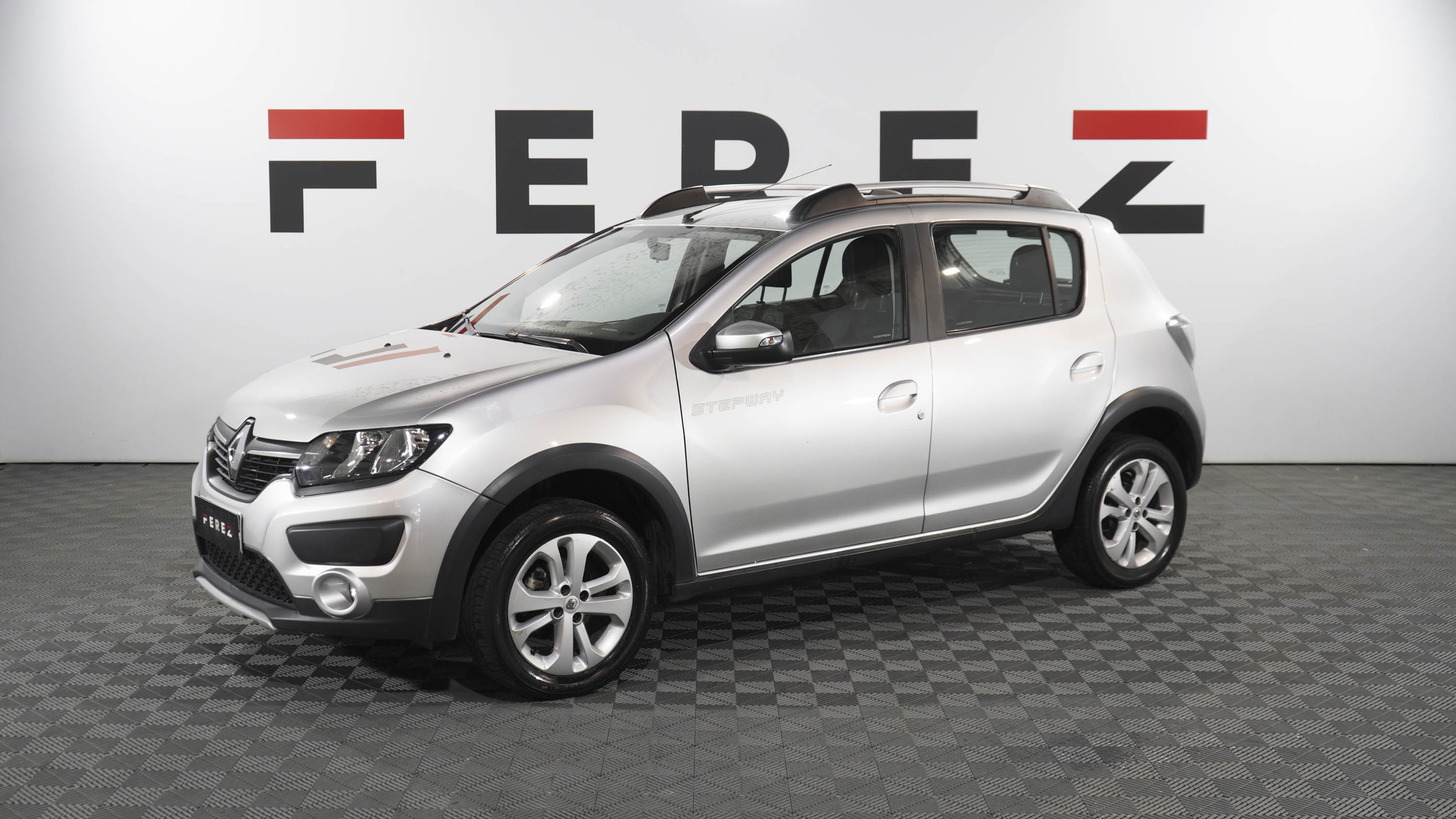 renault SANDERO 1.6 STEPWAT PRIVILEGE MT