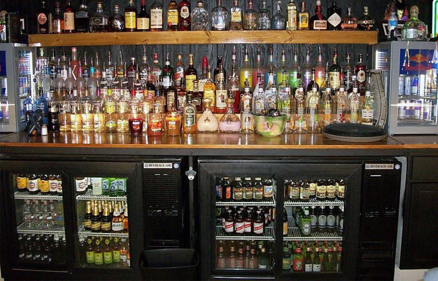 Watch the game and hang out with friends at Southside Pizza & Pub in Columbia, MO.