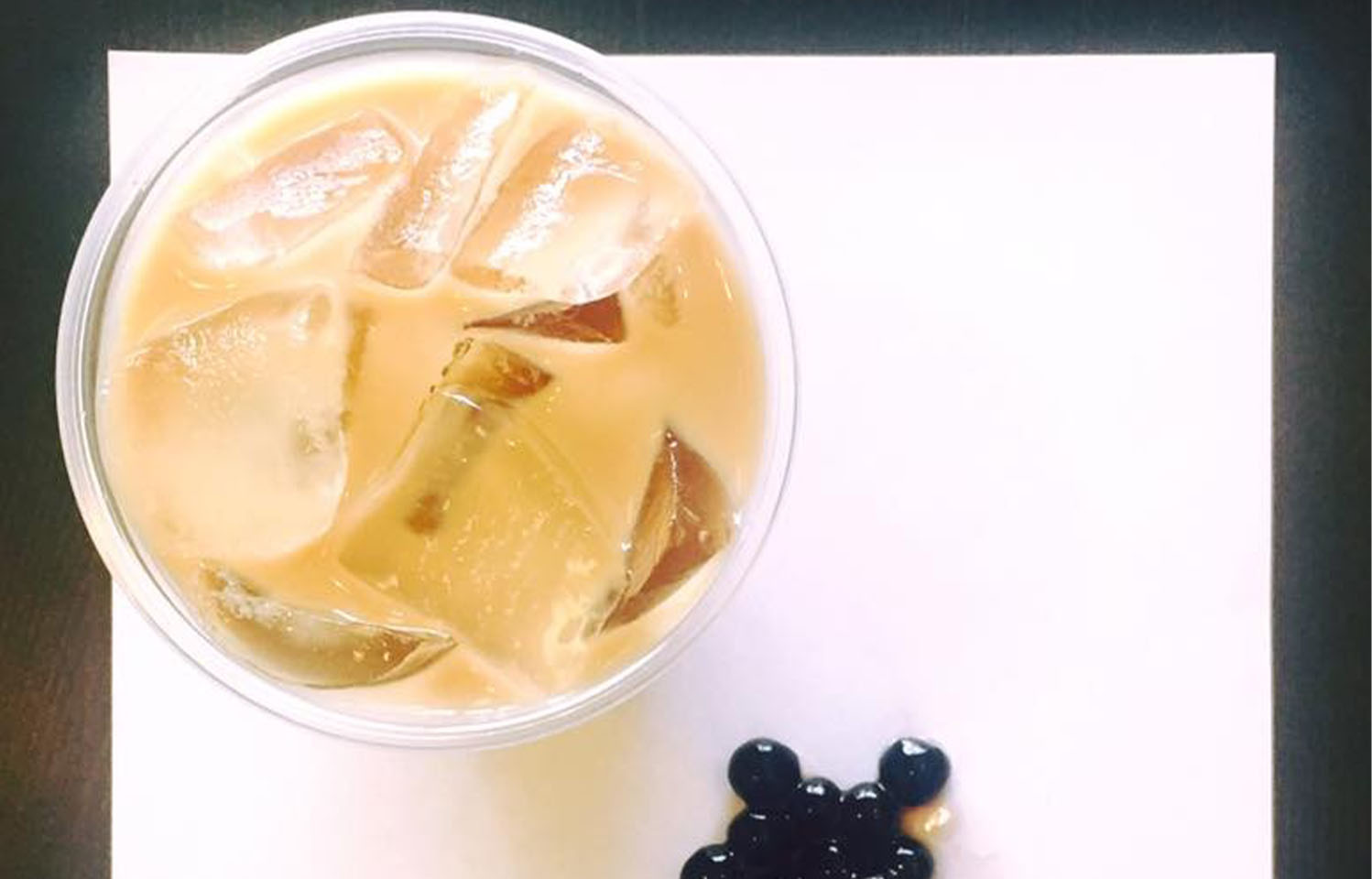 Hot wings served at Deuce Pub & Pit in Columbia, MO.