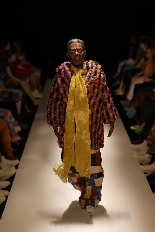 stop motion fashion pics_0009_pose_011_02_X1_0001 copy 6.jpg