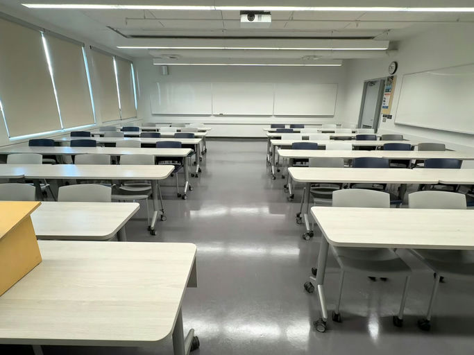 BUCH D317 - Image Gallery 2