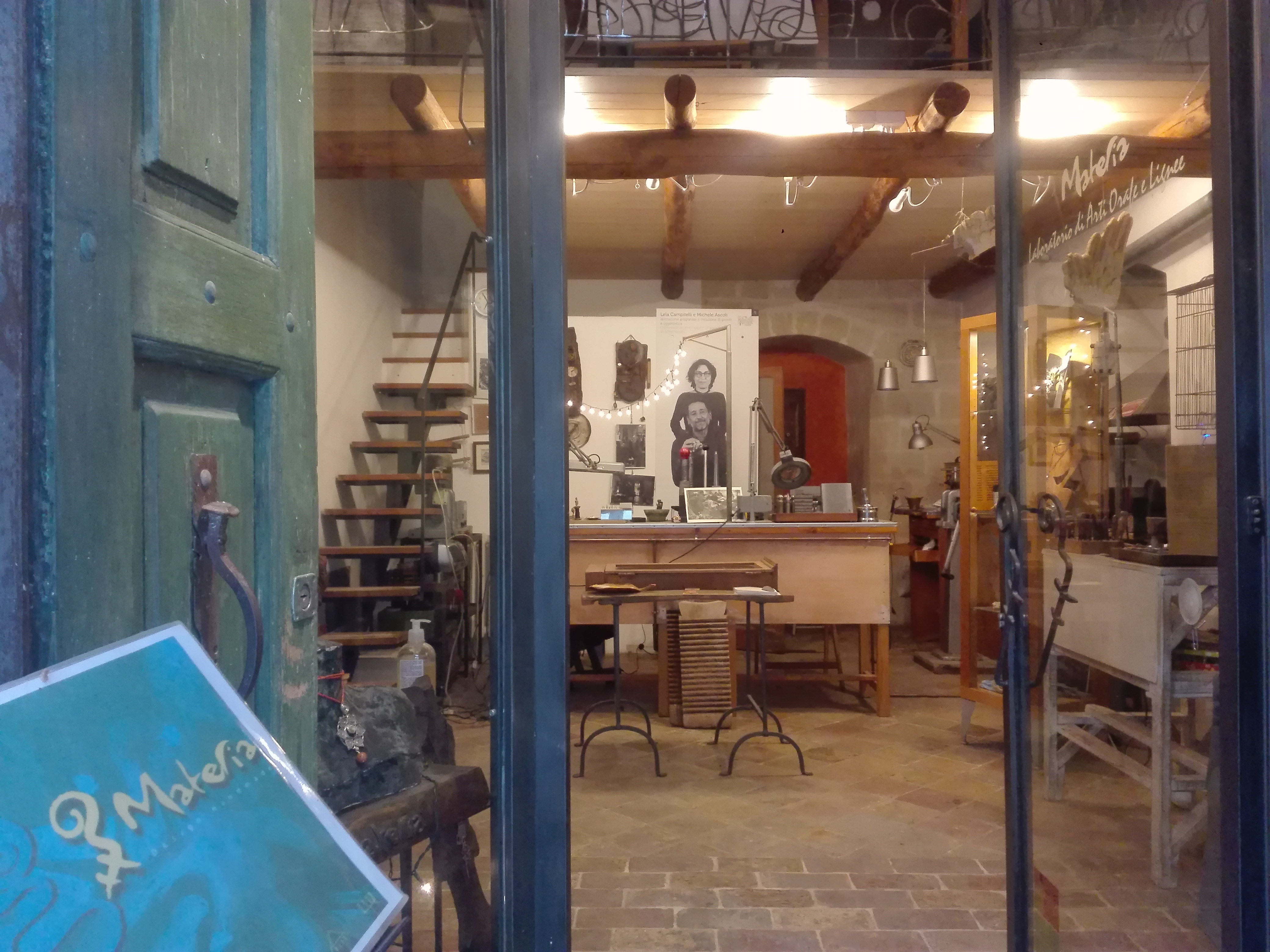 Materia Arti Orafe e Lignee - Image 1