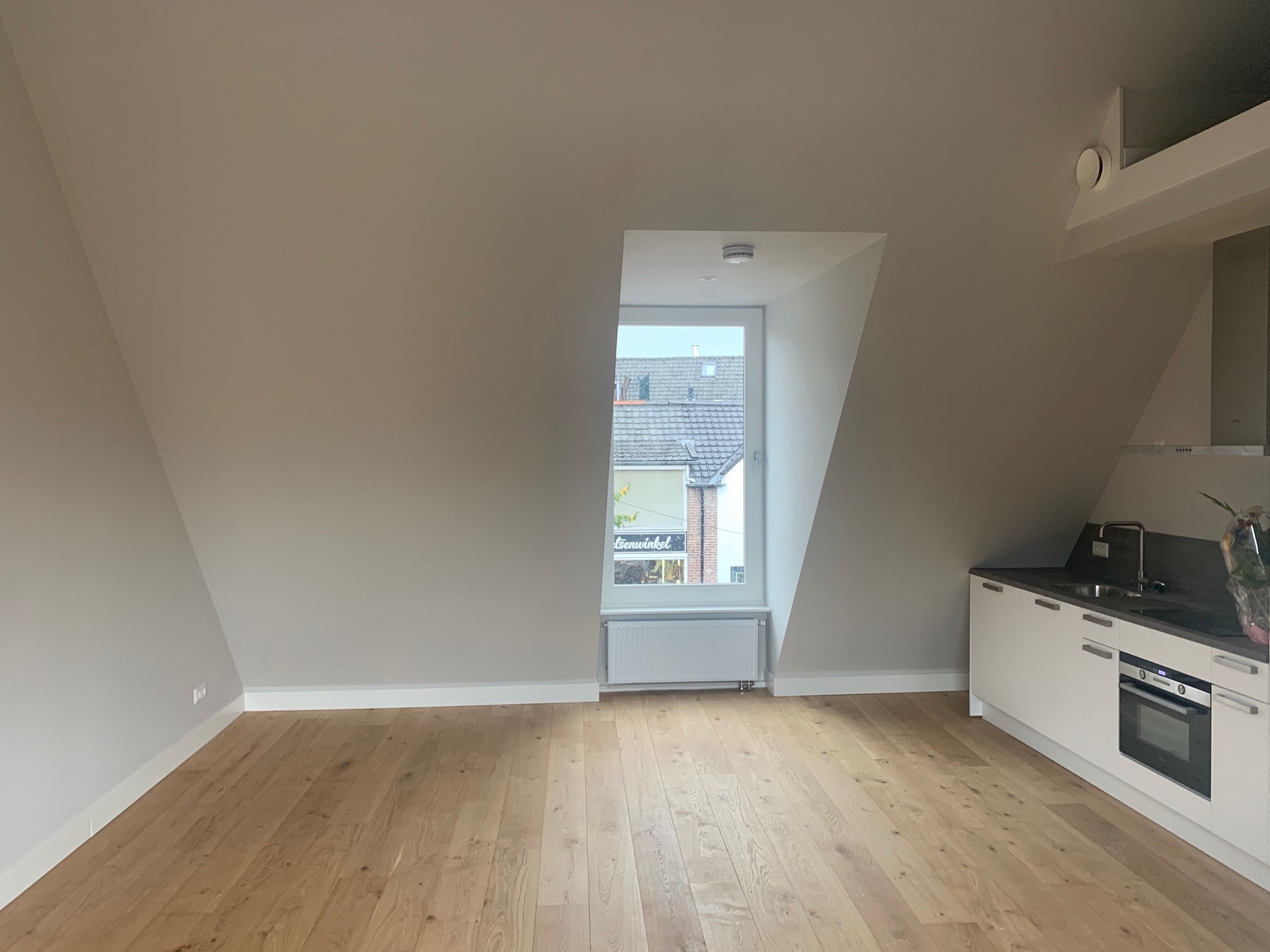 img of https://v5.airtableusercontent.com/v3/u/47/47/1763776800000/AOCDwSOSfAp6Y0CrffI5Fw/Jmj652E_cNLBe-CHPRfXW1edufdIeqXmX1gFts9Iz5EvMF8Tj2wghj5xMrgw6BvR__rvYEMfpYqR6hxODVfR-Cp5RxR9pz3qeqpuEvIsDPICQptpEKRT-KevR5k_AcNiWEC5p-X1T_WnGGhJR68btQ/tVfwJmLGF4uJ0f6uC27qqHl5AHeapRSvwK0XpMV7RKU