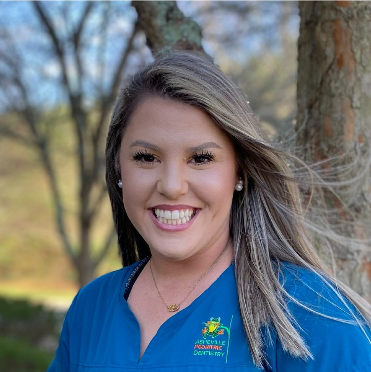 TAYLOR - DA II headshot Asheville Pediatric Dentistry (828) 277-6788