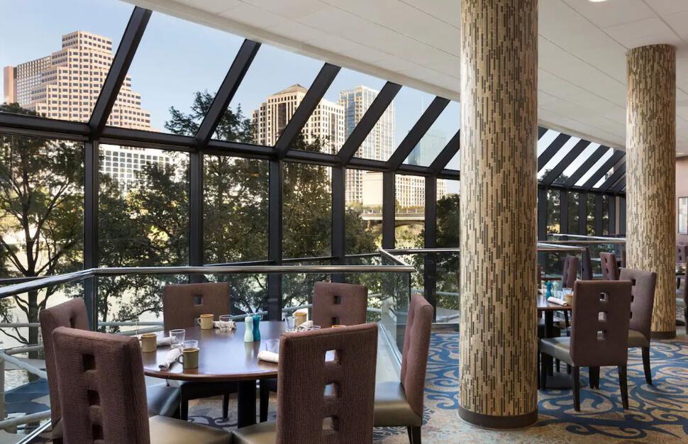 Hyatt-Regency-Austin-3.jpg
