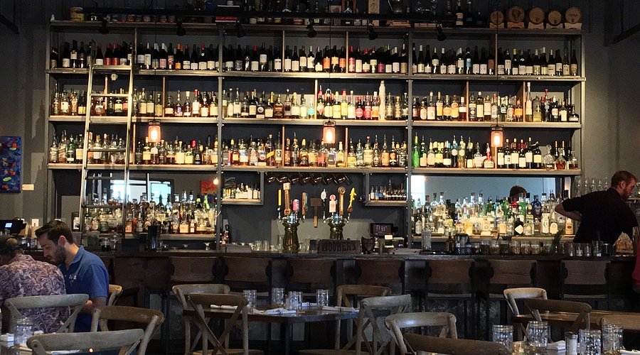 Order fresh & delicious pizza at Deuce Pub & Pit in Columbia, MO.