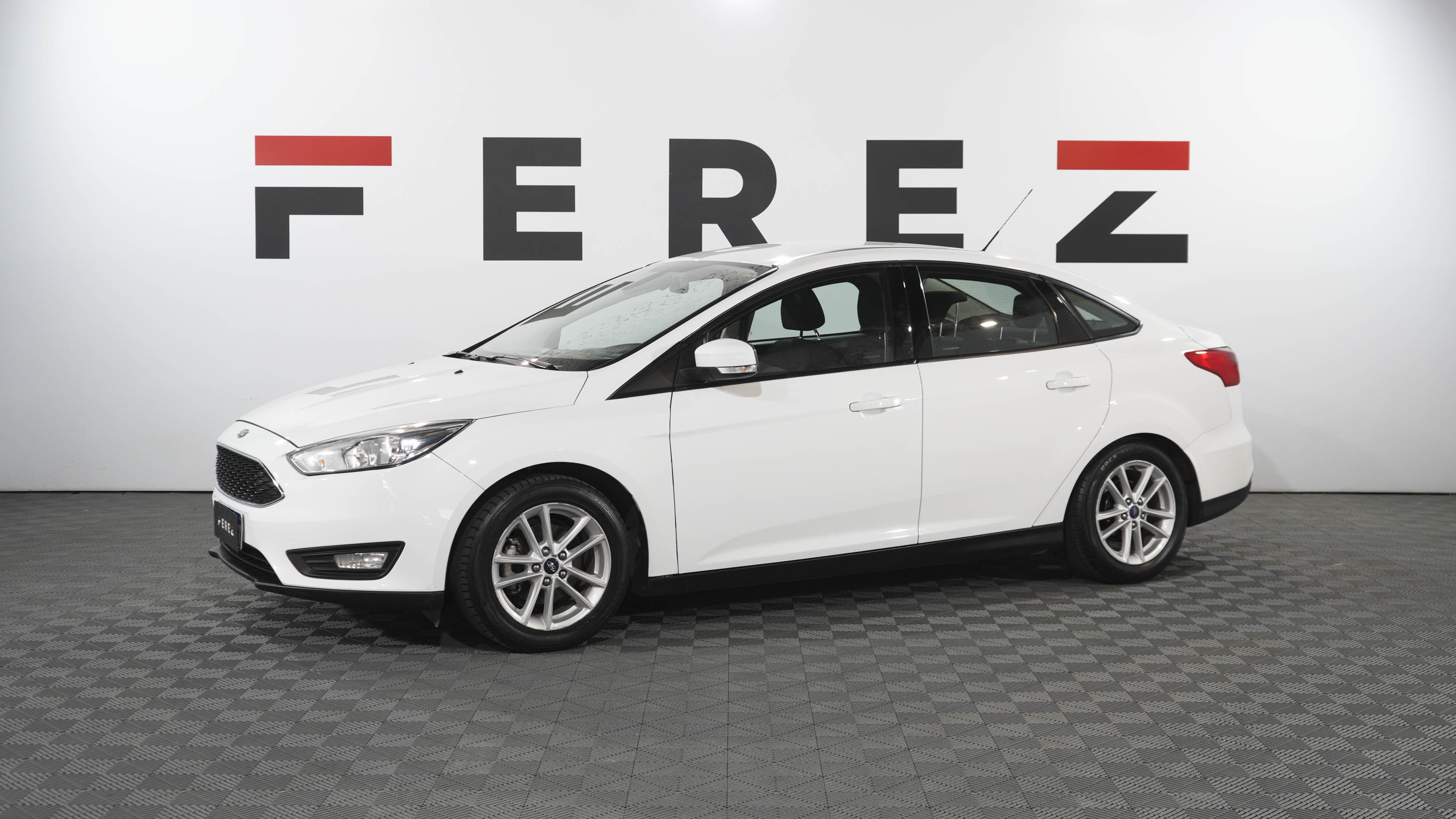 ford Focus 4pt 1.6 S MT