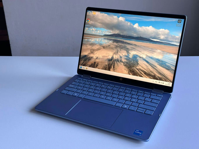 **HP OmniBook 5 Flip 14-fp0004ns (BG9T4EA)**
