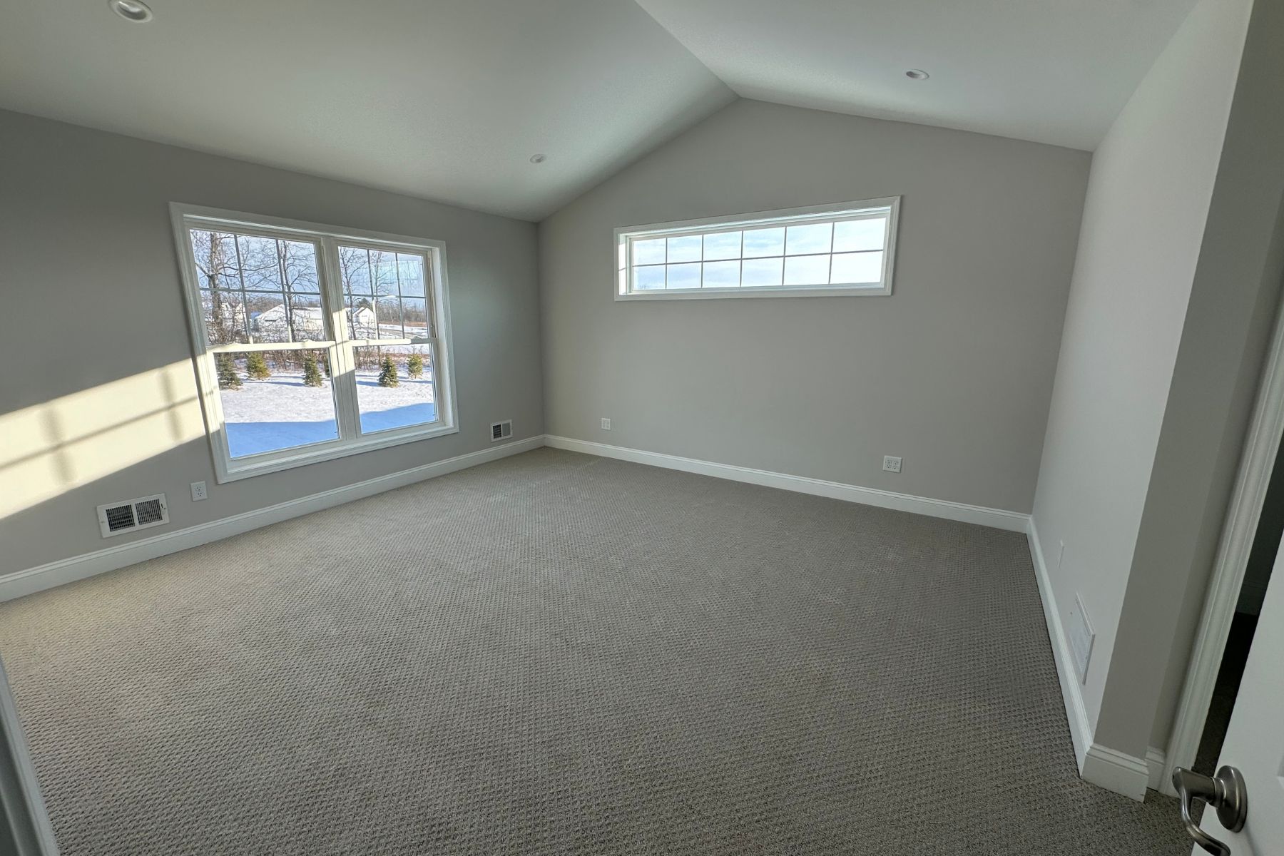 20 Scarlet Street - Hampton Primary Up - Primary Bedroom