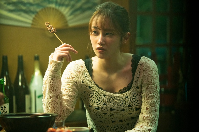 ⓒ 2021 CJ ENM Co., Ltd., TWELVE JOURNEY ALL RIGHTS RESERVED