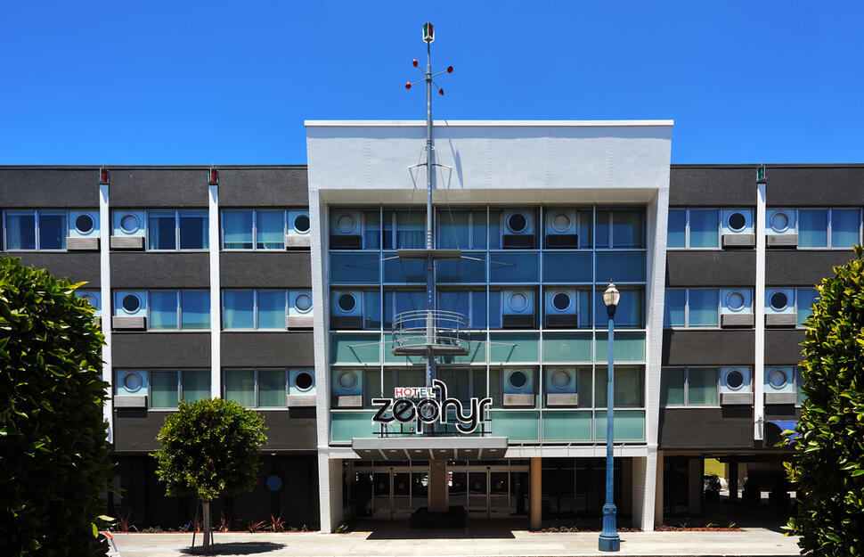 Hotel-Zephyr-1.jpg