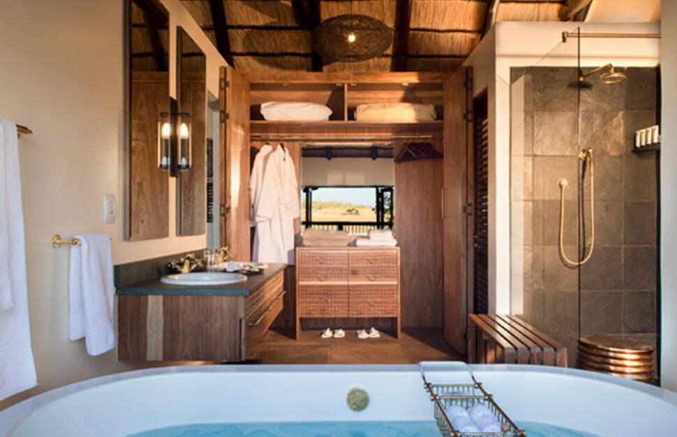 Tshukudu-Bush-Lodge-8.jpg