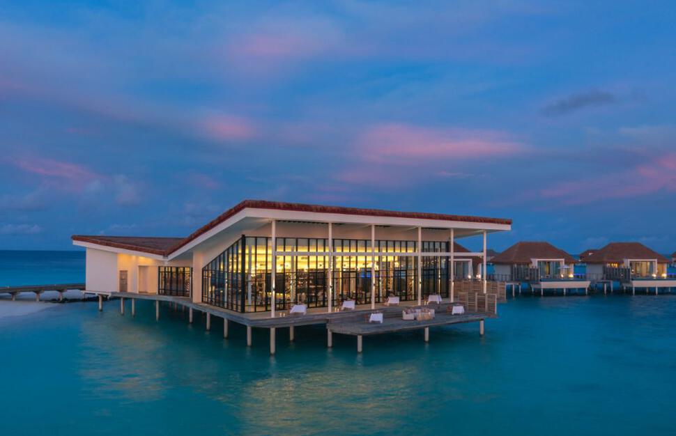 Radisson-Blu-Resort-Maldives-6.jpg