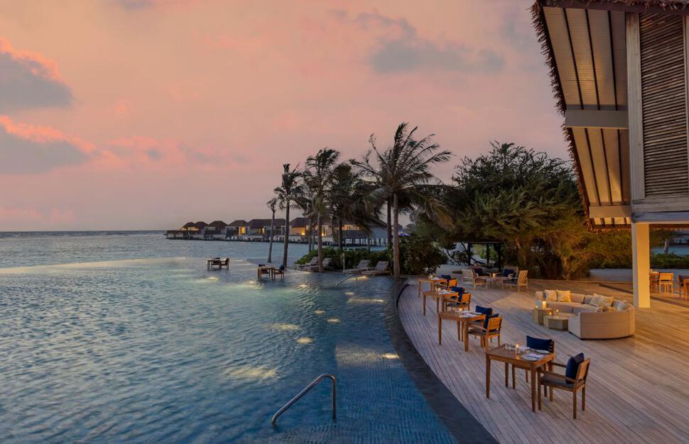 Radisson-Blu-Resort-Maldives-9.jpg