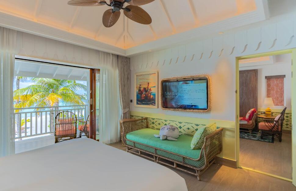 SAii-Lagoon-Maldives-Curio-Collection-by-Hilton-13.jpg
