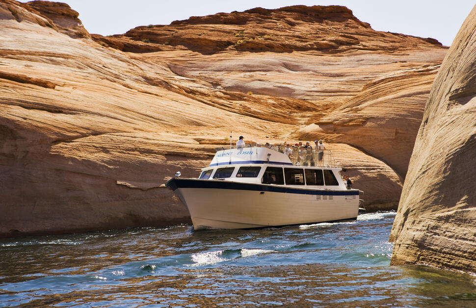 Lake-Powell-Resort-12.jpg