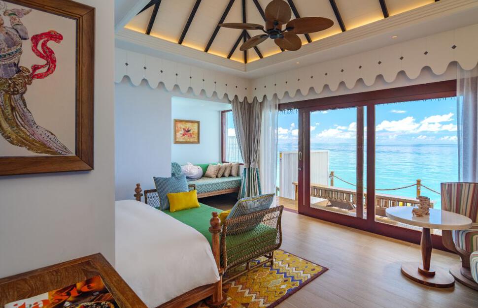 SAii-Lagoon-Maldives-Curio-Collection-by-Hilton-25.jpg