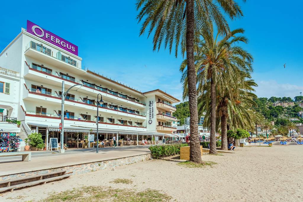 PMI_77817_FERGUS_Style_Soller_Beach_1020_01.jpg