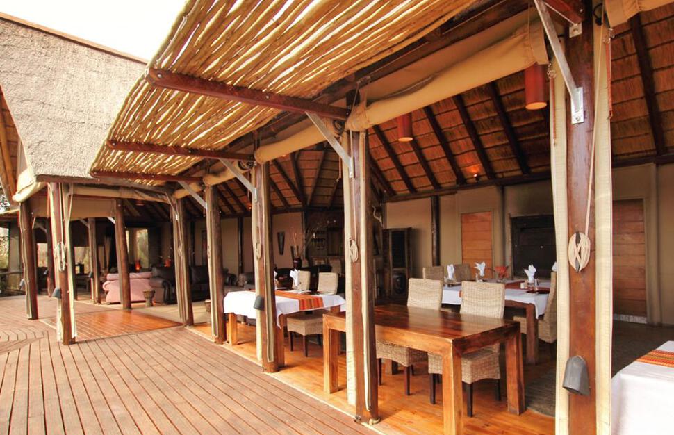 Amakhala-Game-Reserve-Bush-Lodge-3.jpg