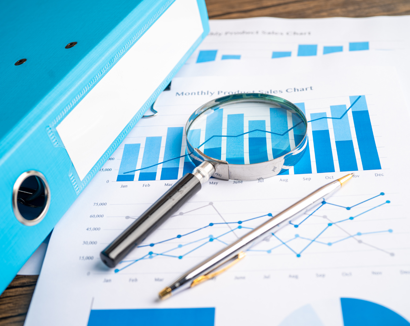 Graphic of Facebook user reviews being aggregated, depicting Facebook Reviews Scraping Services