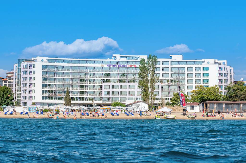 BOJ_82506_Sentido_Neptun_Beach_1120_09.jpg