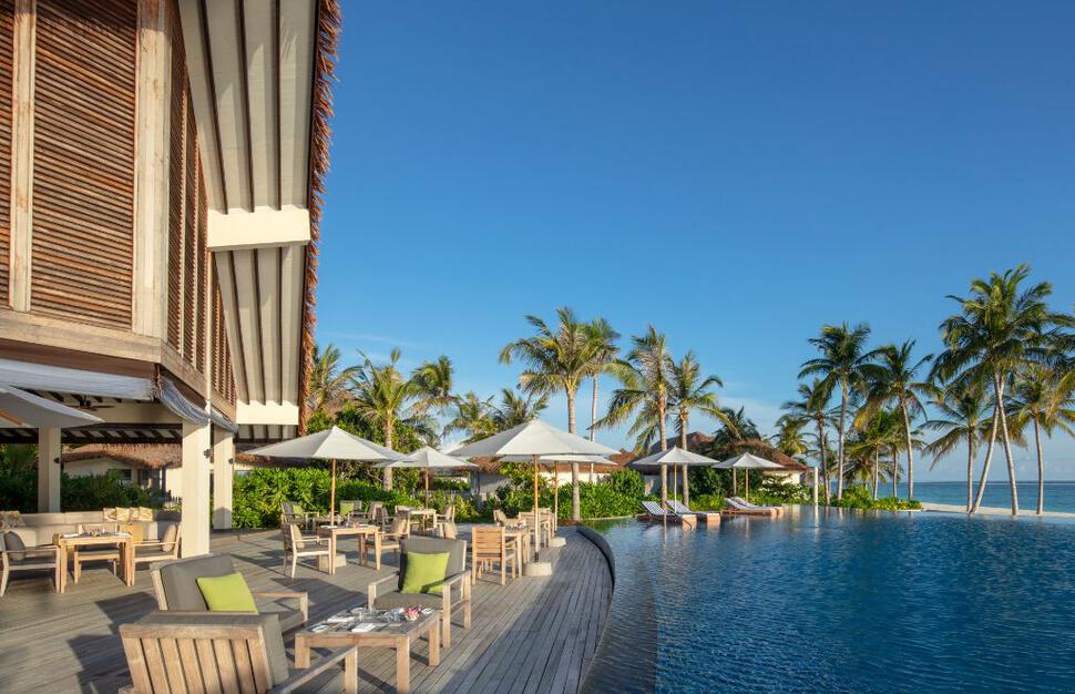 Radisson-Blu-Resort-Maldives-10.jpg