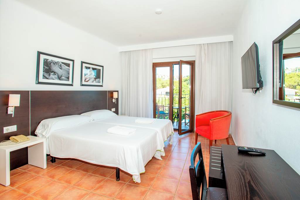 PMI_71349_Boutique_Hotel_Bon_Repos_0724_10.jpg